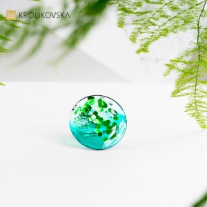 Artystyczne Piękno - Unikatowy pierścionek z zieloną nut1