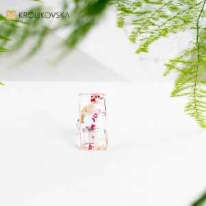 Artystyczne Piękno - Unikatowy Pierścionek na Prezent. Artystyczne Piękno - Unikatowy Pierścionek na Prezent.