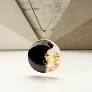 Autorska biżuteria artystyczna, naszyjnik grafika.