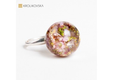 Inspirujący Pierścień - Artystyczny Pierścionek Stworzony z Pasją i Talentem.