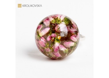 Subtelna Elegancja - Delikatny Pierścionek Artystyczny jako Wyjątkowy Prezent.