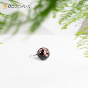 Elegancja w Formie - Artystyczny Pierścionek Z Oryginalnym Designem na Prezent.