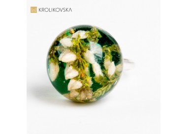 Artystyczna Ekstrawagancja - Nietuzinkowy Pierścionek na Prezent.