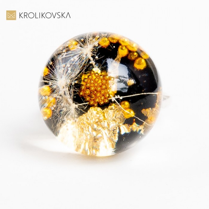 Wyjątkowy Zmysł - Ręcznie Robiony Pierścień Z Elementami Sztuki.