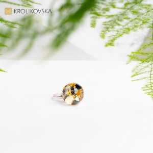 Wyjątkowy Zmysł - Ręcznie Robiony Pierścień Z Elementami Sztuki.