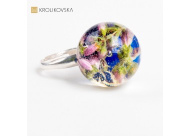 Sztuka Noszenia - Pierścień Wymyślny i Uroczy jako Upominek.