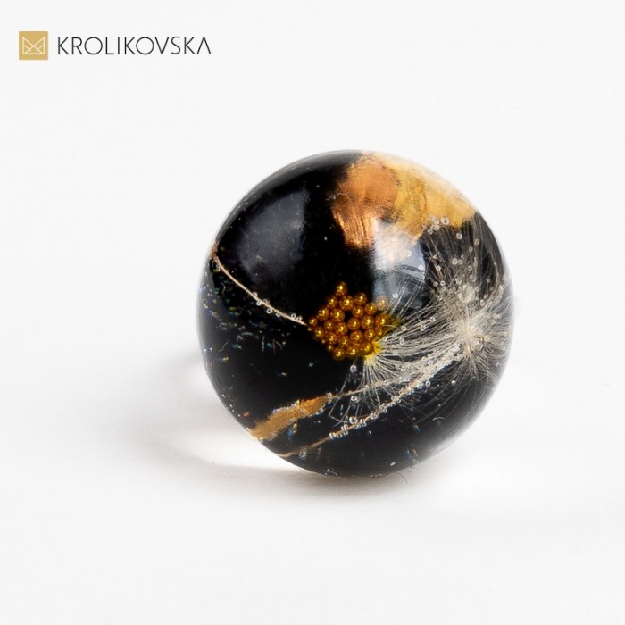 Wytworna Wariacja - Pierścionki Przepełnione Sztuką i Kreatywnością.