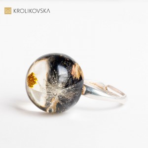 Wytworna Wariacja - Pierścionki Przepełnione Sztuką i Kreatywnością.