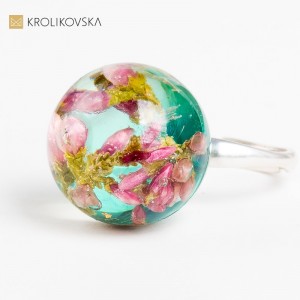 Wibracje Kreatywności - Unikalny Pierścionek Artystyczny dla Bliskiej Osoby.