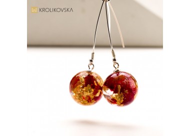 Artyści Srebra: Biżuteria Artystyczna dla Koneserów.