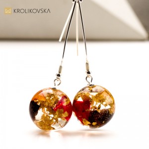 Srebrna Rozkosz - Kolczyki Artystyczne w Prezentowej Opakowaniu.