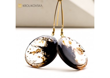 Witrażowa Magia: Modna Biżuteria Artystyczna.