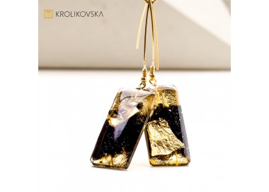 Biżuteria artystyczna w prezentowej odsłonie.