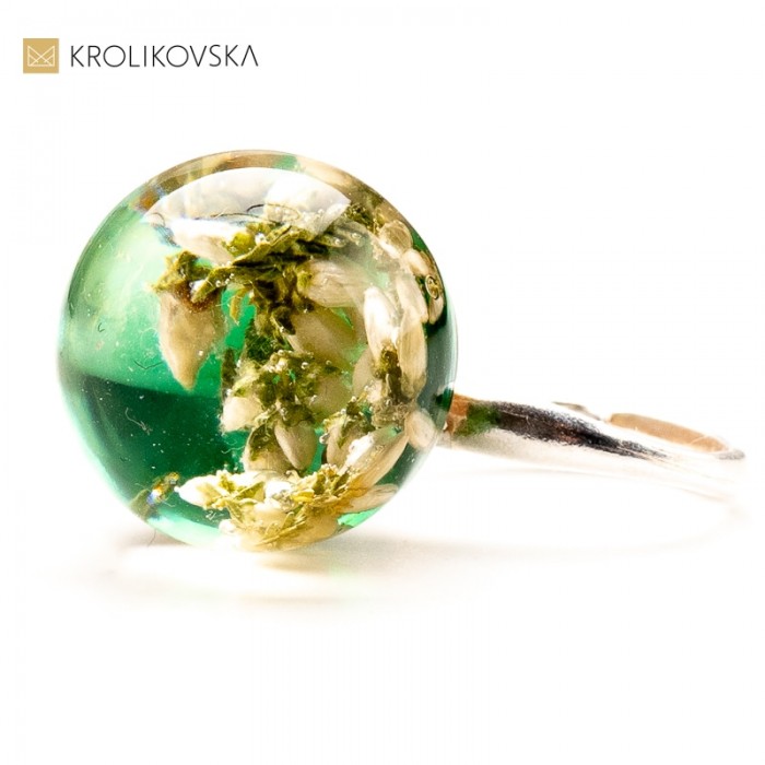 Srebrne Lśnienie: Biżuteria na Każdą Okazję - Elegancja i Styl.