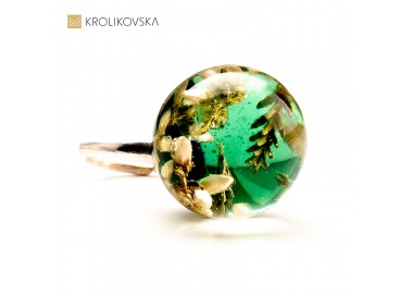 Pierścionek z kwiatami w żywicy - Piękny dodatek dla mamy3