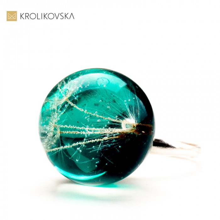 Unikalne Pierścionek z Suszonymi Roślinami w Żywicy - Dzień Mamy.