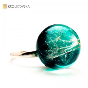 Unikalne Pierścionek z Suszonymi Roślinami w Żywicy - Dzień Mamy.