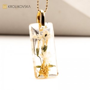 Zestaw Biżuterii z Roślinami w Żywicy - Prezent na Dzień Matki.