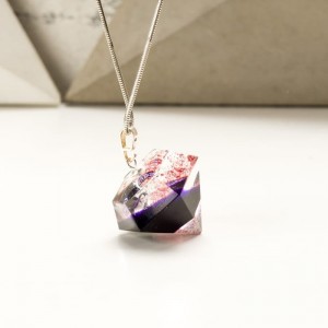 "Diamentowa" biżuteria artystyczna naszyjnik.