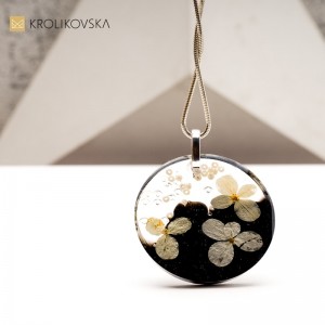 Naszyjnik Krolikovska: Elegancja w Każdym Detalu.1