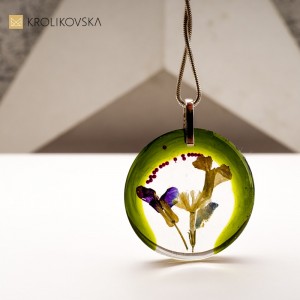 Naszyjnik na Prezent: Wybór Dla Miłośniczki Biżuterii.