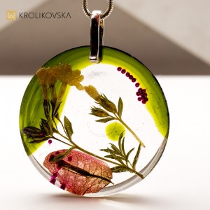 Delikatny Naszyjnik na Prezent: Idealny Upominek na Dzień Matki i Urodziny.