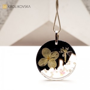 Najpiękniejsze naszyjniki na prezent – wyjątkowa biżuteria dla ukochanej.1