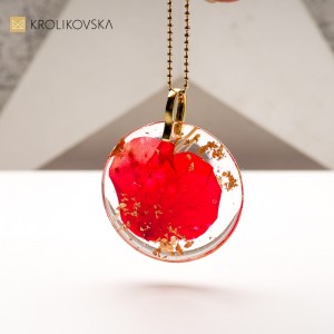 Naszyjniki z Róży płatkiem – Personalizowany Prezent dla Ukochanej