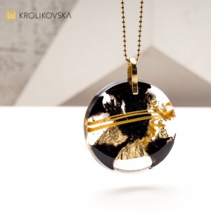 Personalizowany naszyjnik – Oryginalny prezent dla niej.