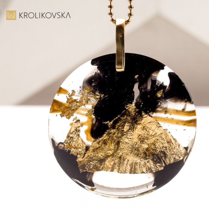 Personalizowany naszyjnik – Oryginalny prezent dla niej.