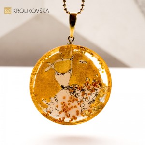 Naszyjnik z Obrazem – Ręcznie Tworzona Biżuteria Artystyczna, Każdy Egzemplarz Unikalny.