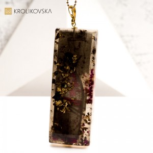 Jedyny w Swoim Rodzaju Naszyjnik – Prezent z Unikatową Grafiką Artystyczną.