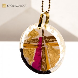 Artystyczny Naszyjnik z Oryginalną Grafiką – Wyjątkowy Prezent dla Miłośników Sztuki.1