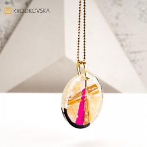 Artystyczny Naszyjnik z Oryginalną Grafiką – Wyjątkowy Prezent dla Miłośników Sztuki. Artystyczny Naszyjnik z Oryginalną Grafiką – Wyjątkowy Prezent dla Miłośników Sztuki.