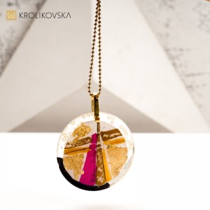 Artystyczny Naszyjnik z Oryginalną Grafiką – Wyjątkowy Prezent dla Miłośników Sztuki. Artystyczny Naszyjnik z Oryginalną Grafiką – Wyjątkowy Prezent dla Miłośników Sztuki.