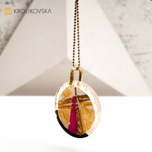 Artystyczny Naszyjnik z Oryginalną Grafiką – Wyjątkowy Prezent dla Miłośników Sztuki. Artystyczny Naszyjnik z Oryginalną Grafiką – Wyjątkowy Prezent dla Miłośników Sztuki.