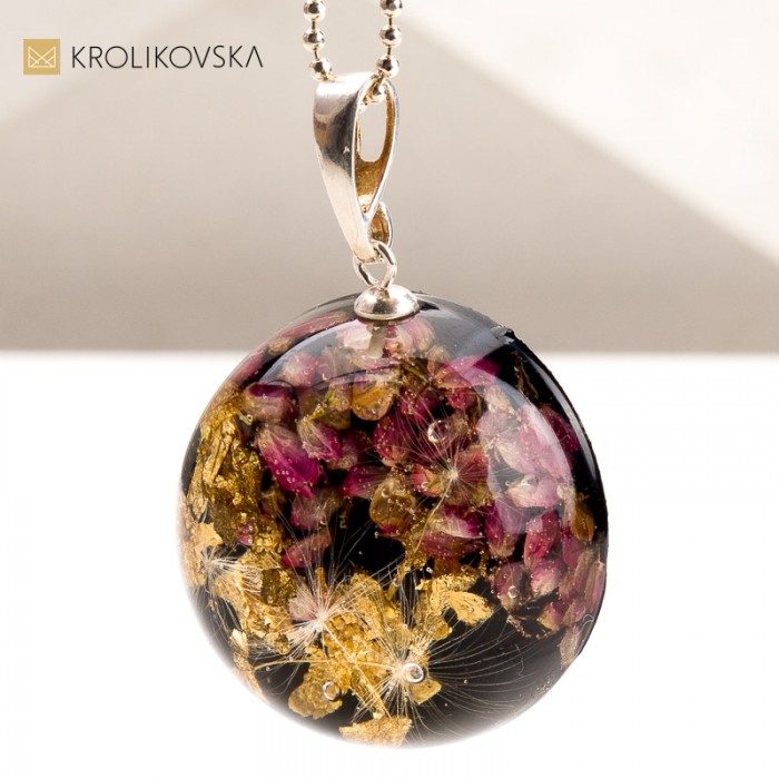 Biżuteria z Prawdziwymi Kwiatami - Piękno Natury Zatrzymane w Czasie. Biżuteria z Prawdziwymi Kwiatami - Piękno Natury Zatrzymane w Czasie.