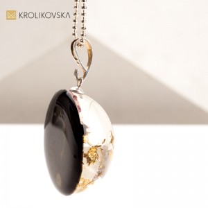 Biżuteria z Prawdziwymi Kwiatami - Piękno Natury Zatrzymane w Czasie. Biżuteria z Prawdziwymi Kwiatami - Piękno Natury Zatrzymane w Czasie.