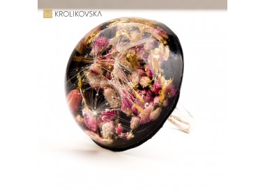 Ręcznie Robiona Biżuteria z Roślinami - Każdy Egzemplarz to Unikat.