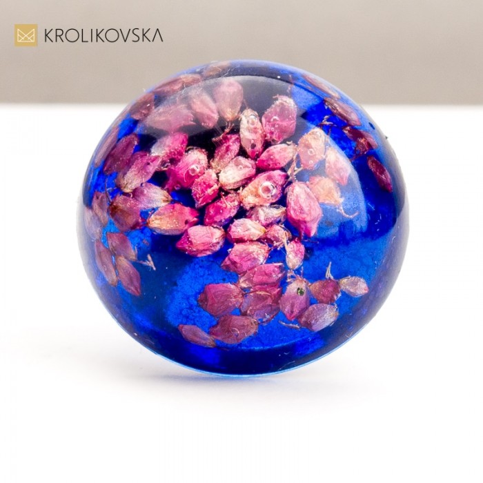 Unikatowa biżuteria z prawdziwymi kwiatami – idealny prezent od serca.