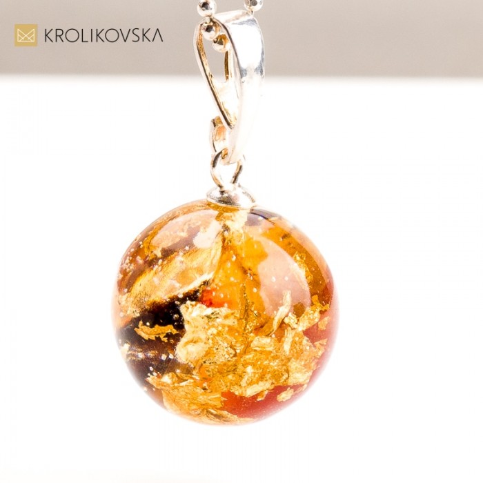 Naszyjniki z Prawdziwymi Roślinami – Jedyna w Swoim Rodzaju Biżuteria.