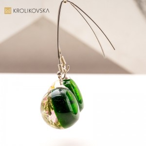 Idealny Prezent dla Bliskiej Osoby: Ręcznie Robiona Biżuteria z Natury.