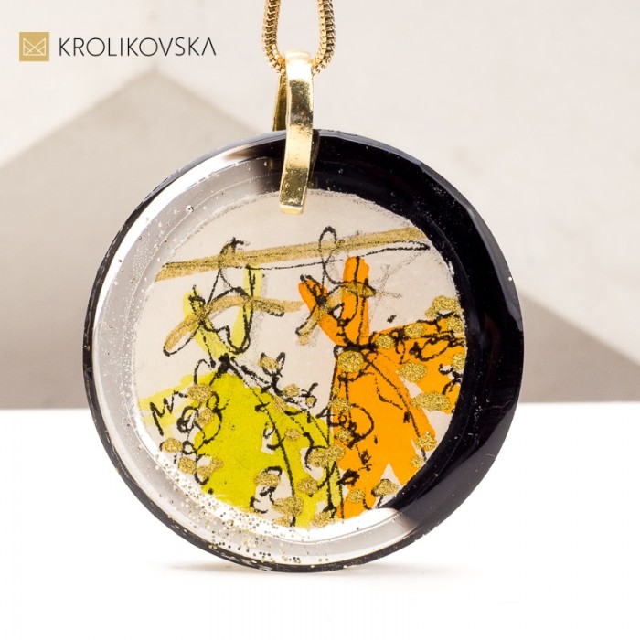 Naszyjnik z Duszą – Ręcznie Malowana Biżuteria dla Koneserów,
