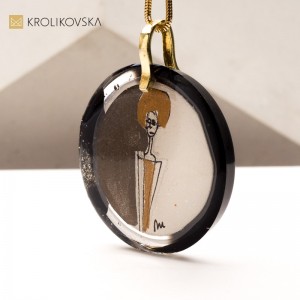 Biżuteria dla Kolekcjonera – Naszyjnik z Unikatową Grafiką.