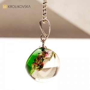 Biżuteria Handmade z Kwiatami – Naturalne Piękno w Wyjątkowej Formie.