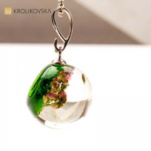 Biżuteria Handmade z Kwiatami – Naturalne Piękno w Wyjątkowej Formie.