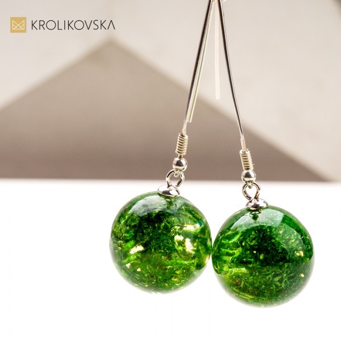 Biżuteria handmade z kwiatami - kolczyki z mchem.