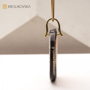 Naszyjniki z Grafikami Ręcznie Malowanymi – Idealne na Wyjątkowy Prezent.