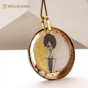 Naszyjnik Stworzony Przez Artystkę – Unikatowy Prezent dla Bliskiej Osoby.