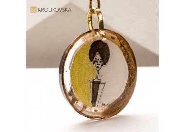 Naszyjnik Stworzony Przez Artystkę – Unikatowy Prezent dla Bliskiej Osoby